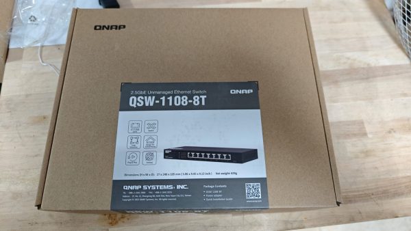 ⁦(QNAP QSW-1108-8T (Switch⁩ – תמונה ⁦2⁩